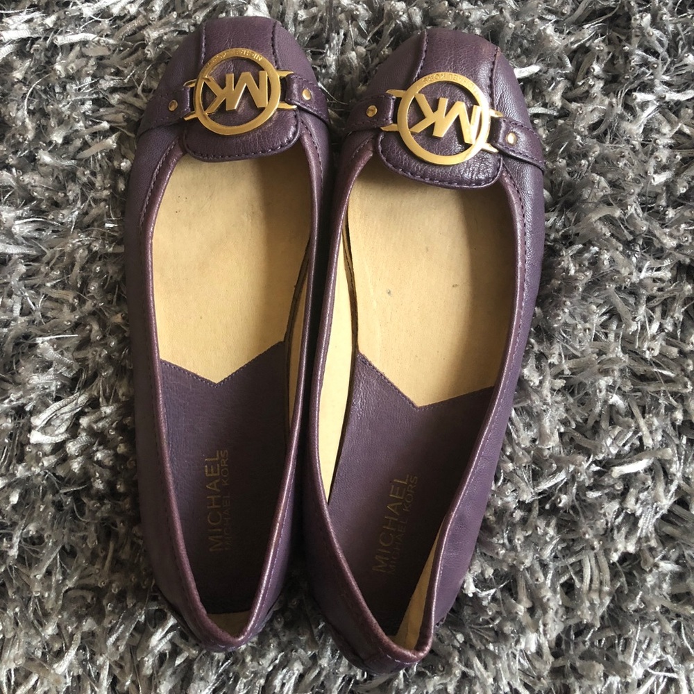 Michael Kors lavender leather flats